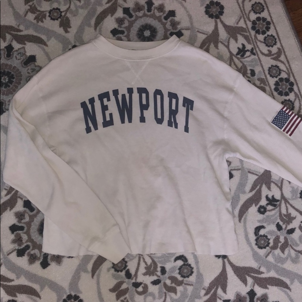 Brandy Melville shirt